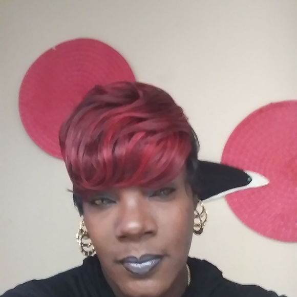 Profile Picture of Cassandra Williams-lemons (@chocolateckret) on Poshmark