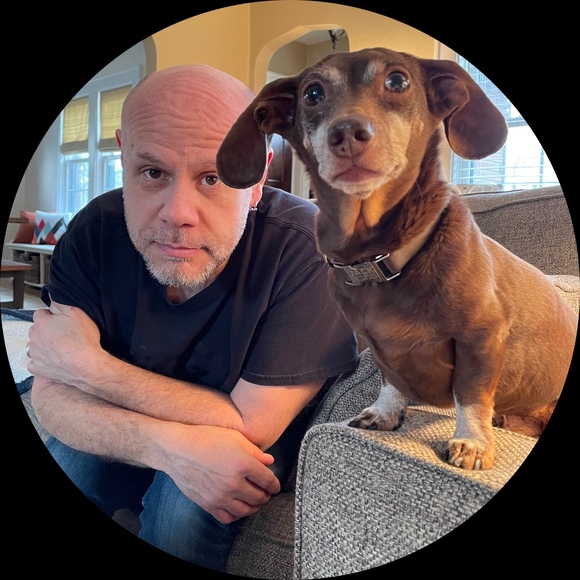 Profile Picture of Geoff Clarke (@geoffclarke370) on Poshmark