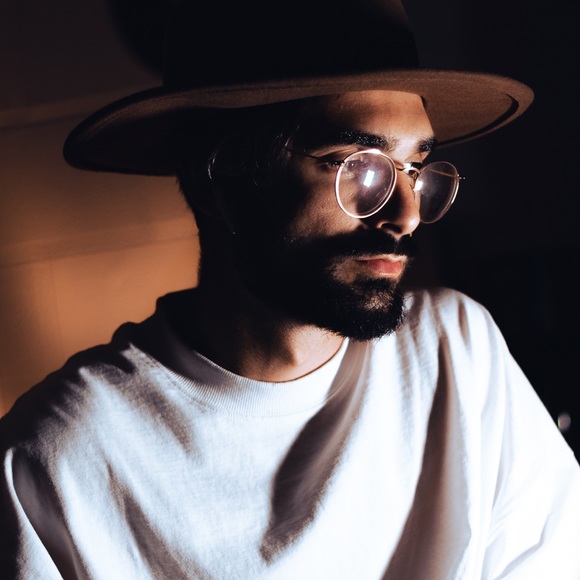 Profile Picture of Nicolo Favero (@nicolo_favero) on Poshmark