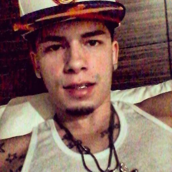 Profile Picture of Johnathan Alomar (@ojmontana300) on Poshmark