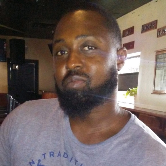 Brian Tucker - Poshmark Profile Picture of Brian Tucker (@brian8732) on Poshmark