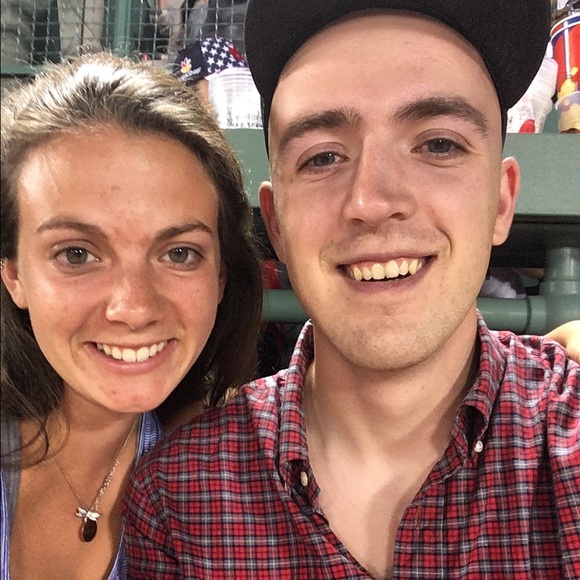 Annabelle Eliopoulos - Poshmark Profile Picture of Annabelle Eliopoulos (@belleeliopoulos) on Poshmark