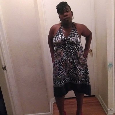Profile Picture of Lucretia Jones (@dollbabie1) on Twitter
