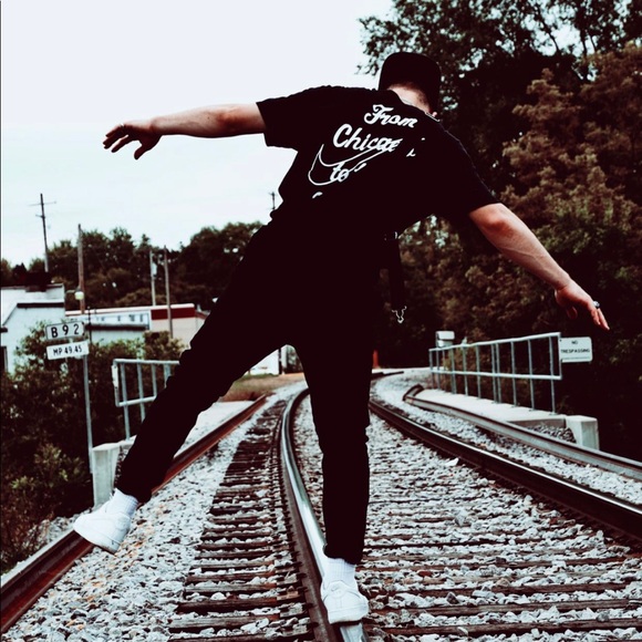 Profile Picture of Joey Fritsch (@joeyfritsch) on Poshmark