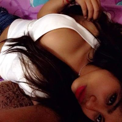 Profile Picture of Alejandra Carreon (@carreonale2) on Twitter