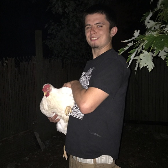 Profile Picture of David Donovan (@portly32) on Poshmark