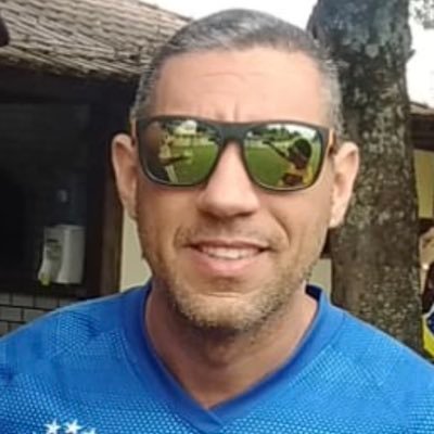 Profile Picture of Jean Carlo (@Carlo_roza) on Twitter