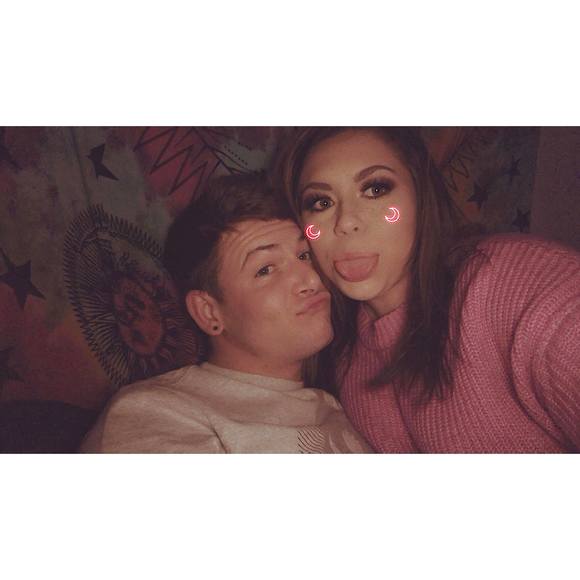 Profile Picture of Savannah Fowler (@miss_savvvy) on Poshmark