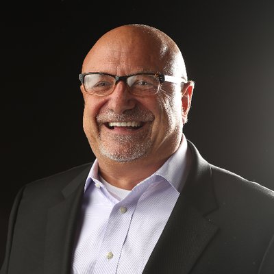 Profile Picture of Mike O'Malley (@MikeOMalley) on Twitter