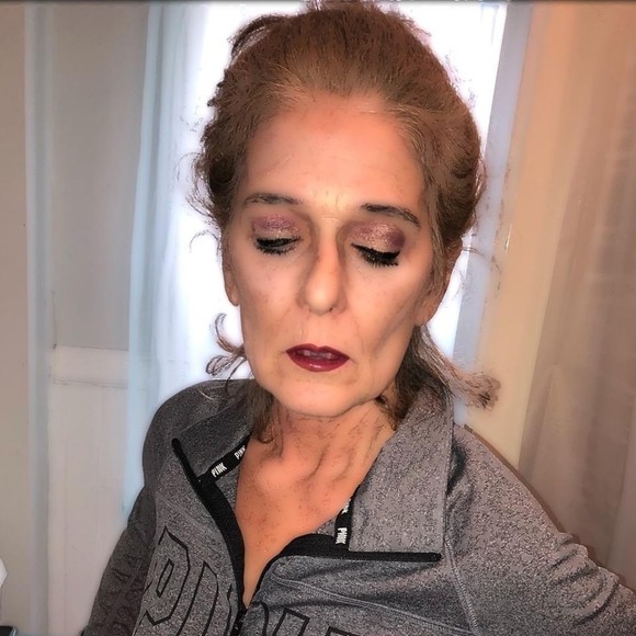 Profile Picture of Michelle Fairbanks (@1onderdog) on Poshmark