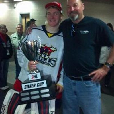 Profile Picture of Matthew Bartels (@PartyBarty35) on Twitter