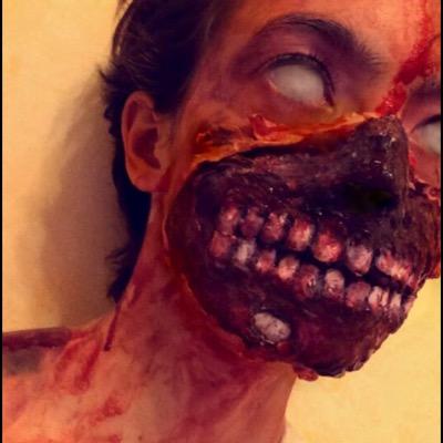 Profile Picture of Alice Hopson (@arsenicalicefx) on Twitter