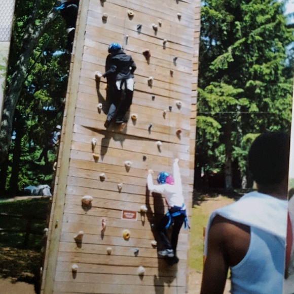 Profile Picture of Samiha Chowdhury (@samihasaif) on Poshmark