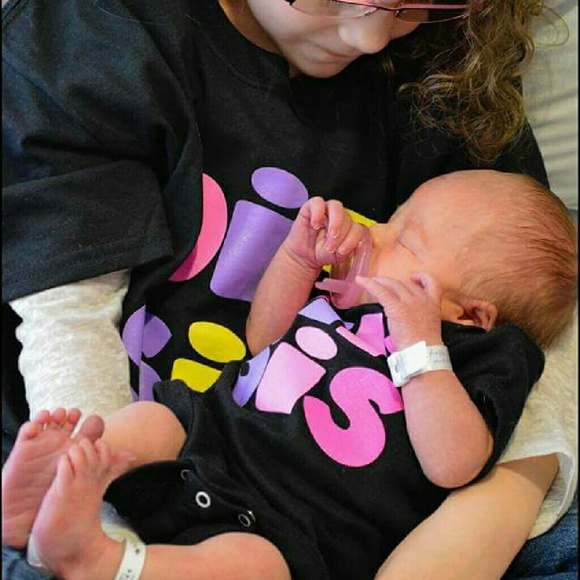 Profile Picture of Debra Lurch (@deberic15) on Poshmark