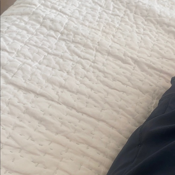 Profile Picture of Haley Torrey (@hdt12141987) on Poshmark