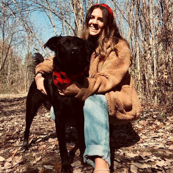 Profile Picture of Payton Hirko (@pmwelch19) on Poshmark