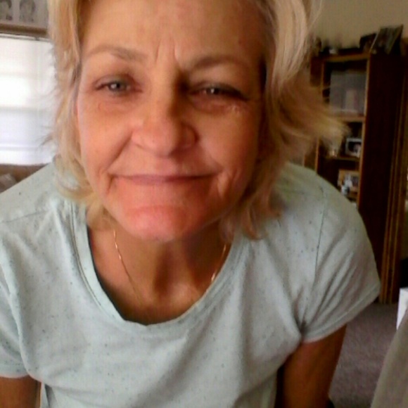 Profile Picture of Cindy Marshall (@babygirl881964) on Poshmark
