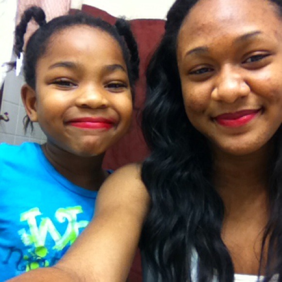 Profile Picture of Cori Thomas (@cortneeydallen) on Poshmark