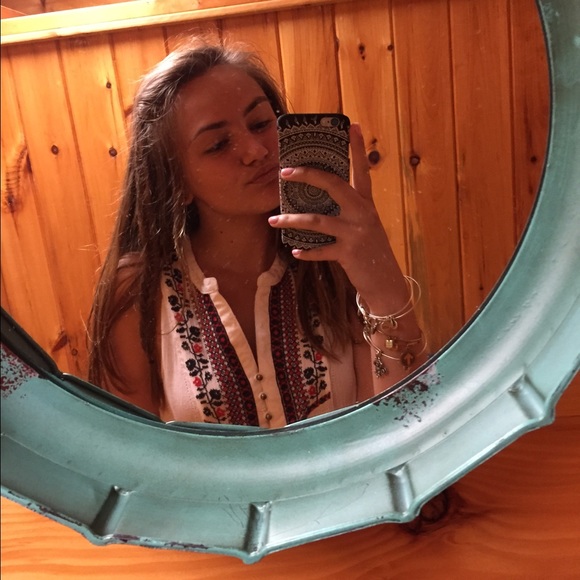 Profile Picture of Bryn Mancarella (@brynmancarella) on Poshmark