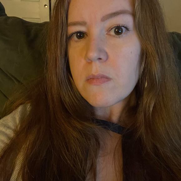 Profile Picture of Jodi Clager (@seaturtlejls) on Poshmark