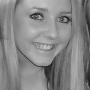 Profile Picture of Emily Singleton (@EmilyEllen11) on Twitter
