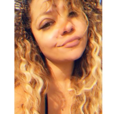 Profile Picture of Angel Howlett (@AngelHowlett) on Twitter