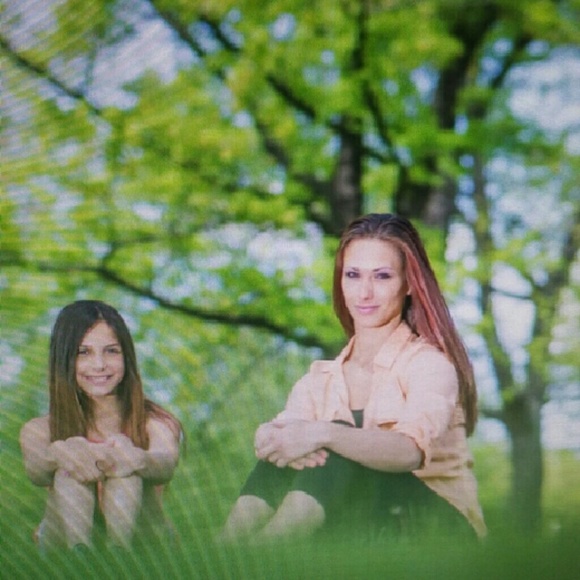 Profile Picture of Sandra Darley (@sdarley1220) on Poshmark