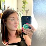 Profile Picture of Lindsay Hutter (@lindsayhutter.thehaircutter) on Instagram