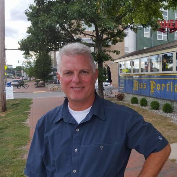 Profile Picture of Thomas Burns (@thomasburns126) on Poshmark