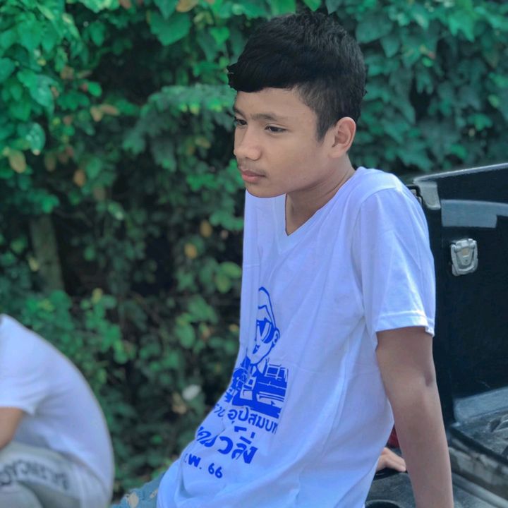 Profile Picture of K (@craigeid) on Tiktok