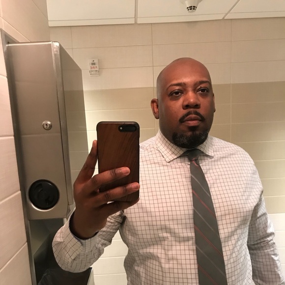 Profile Picture of Reginald Steele (@mrsteelenj) on Poshmark