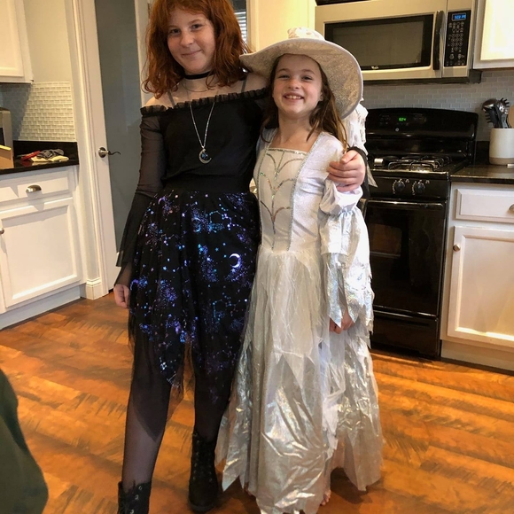 Profile Picture of Linda Oherron (@ualemp4809) on Poshmark