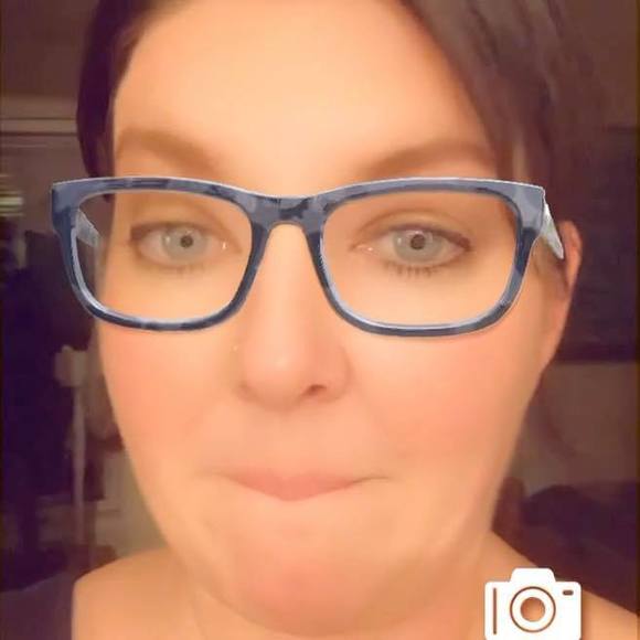 Profile Picture of Samantha Shepperson (@s_shepperson) on Poshmark