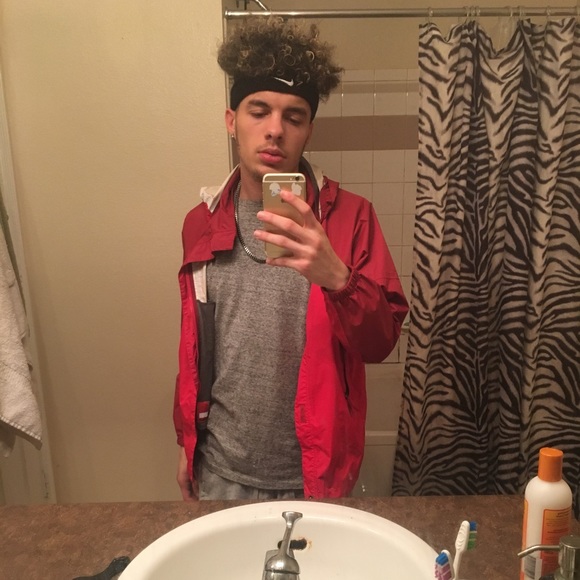 Profile Picture of Justin Tibbs (@justintibbs) on Poshmark