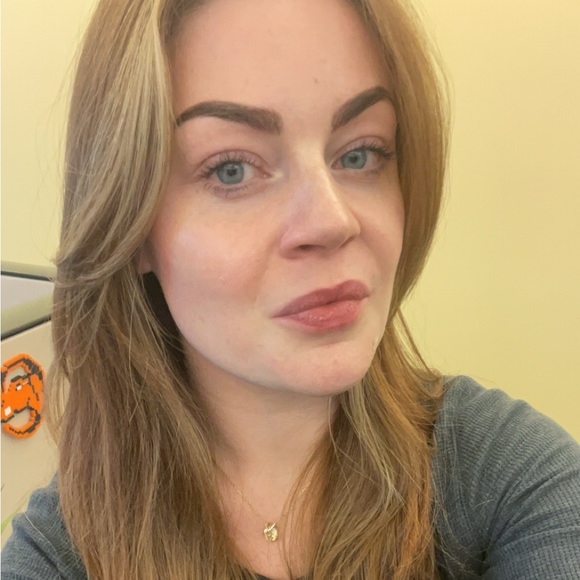 Profile Picture of Alexandra Caudle (@alexandracaudle) on Poshmark