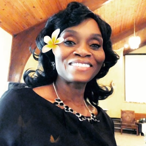 Profile Picture of Angela Cargle (@angelacargle45) on Poshmark