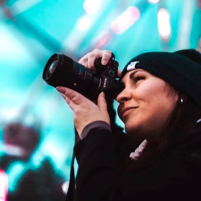 Profile Picture of Shelly Fey (@ShellyFey) on Twitter