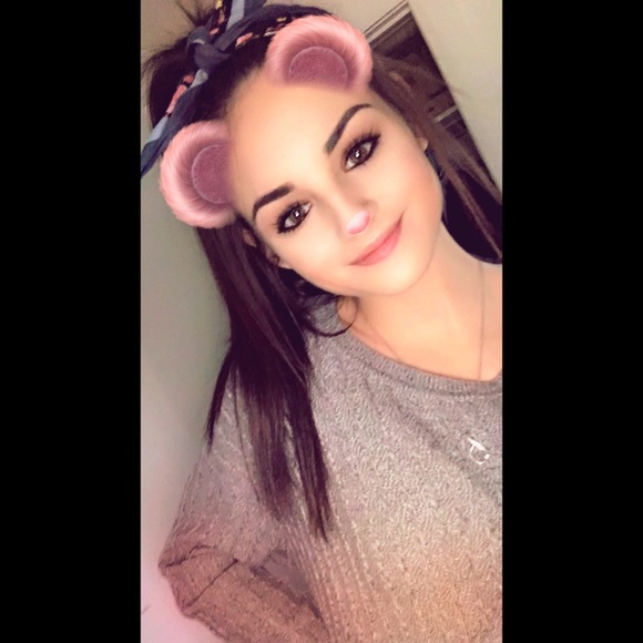 Profile Picture of Jordan Rector (@joordaaann) on Poshmark