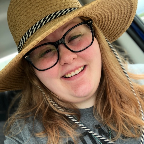 Profile Picture of Kiah Bockenstedt (@kiro4) on Poshmark