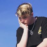 Profile Picture of Ronnie Moore (@ithinkimronnie) on Instagram