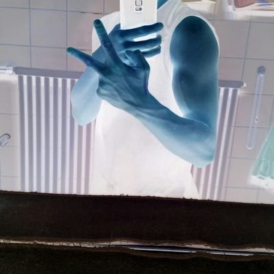 Profile Picture of Samuel Hipp (@online_boy_2016) on Twitter