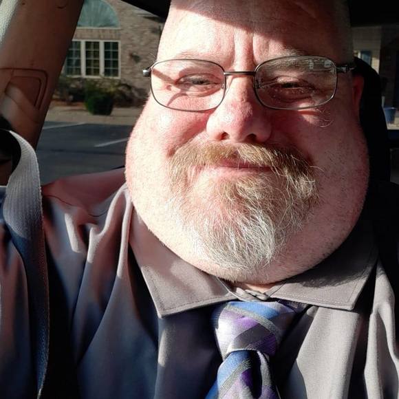 Profile Picture of Jeremy Halladay (@jeremyhalladay) on Poshmark