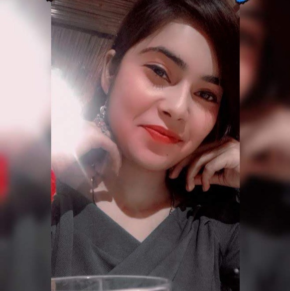 Profile Picture of Labhanshi Singh (@laddualok) on Poshmark