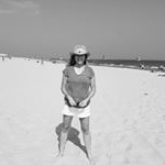 Profile Picture of Julia Henley (@juliahenley) on Instagram