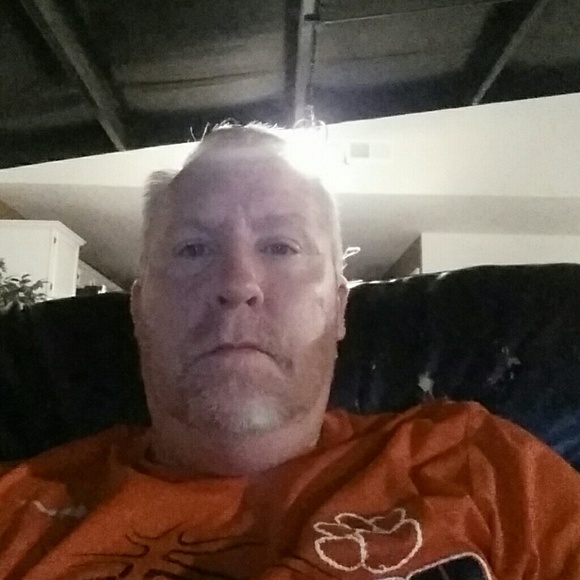 Profile Picture of Rusty Ray (@coachray14) on Poshmark