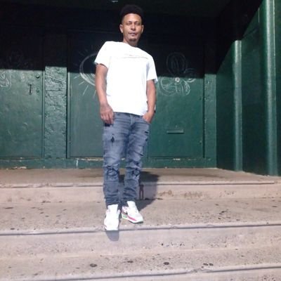 Profile Picture of Enni Rene Valladares Gonsales (@enni_rene) on Twitter