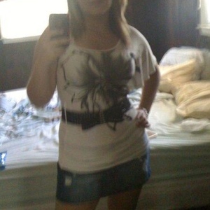 Profile Picture of Amanda Pollack (@amandastheshitt) on Myspace