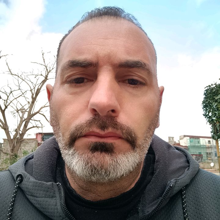 Profile Picture of TonyMic (@tonymic73) on Tiktok