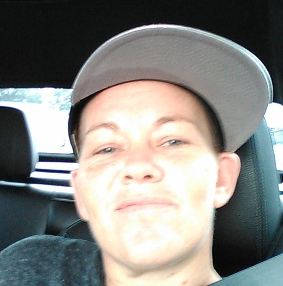 Profile Picture of Val Pyles (@val_pyles) on Poshmark