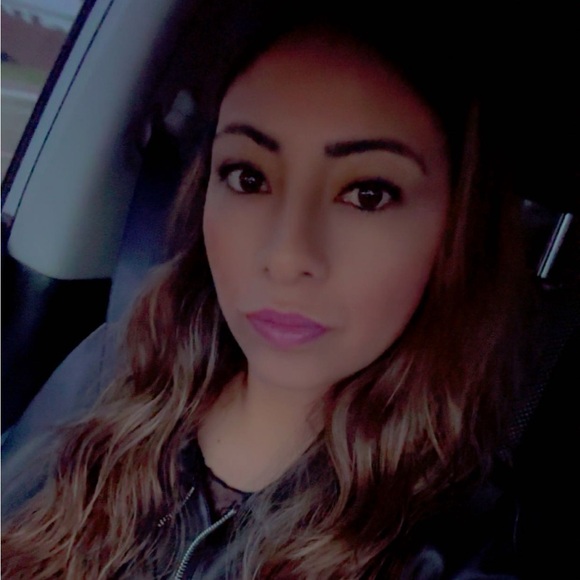 Profile Picture of Lucero Clavijo (@lclavijo1315) on Poshmark